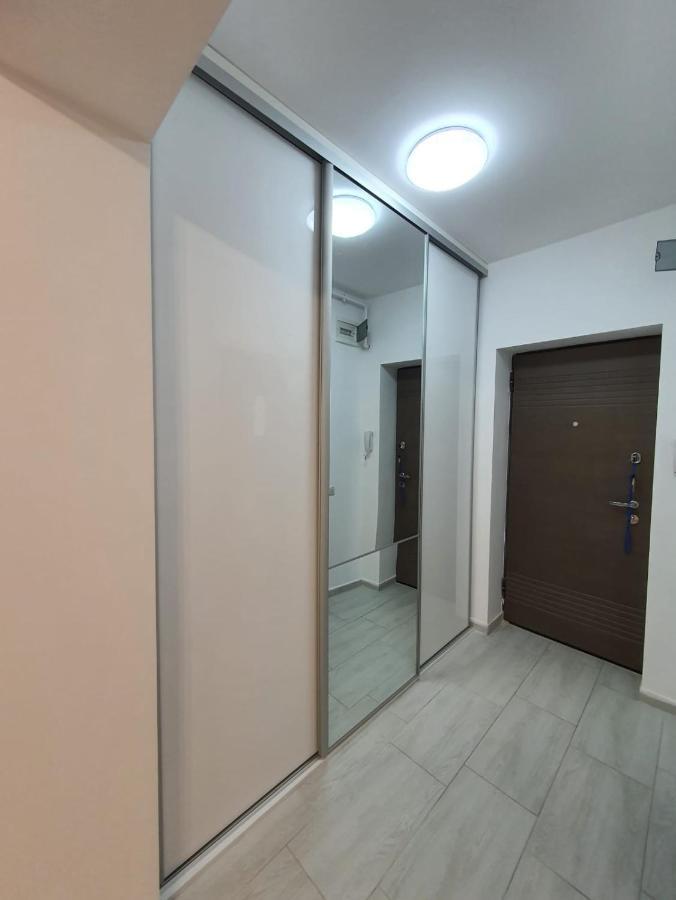 Listone' Apartment 12 Mamaia Nord ナボダリ エクステリア 写真