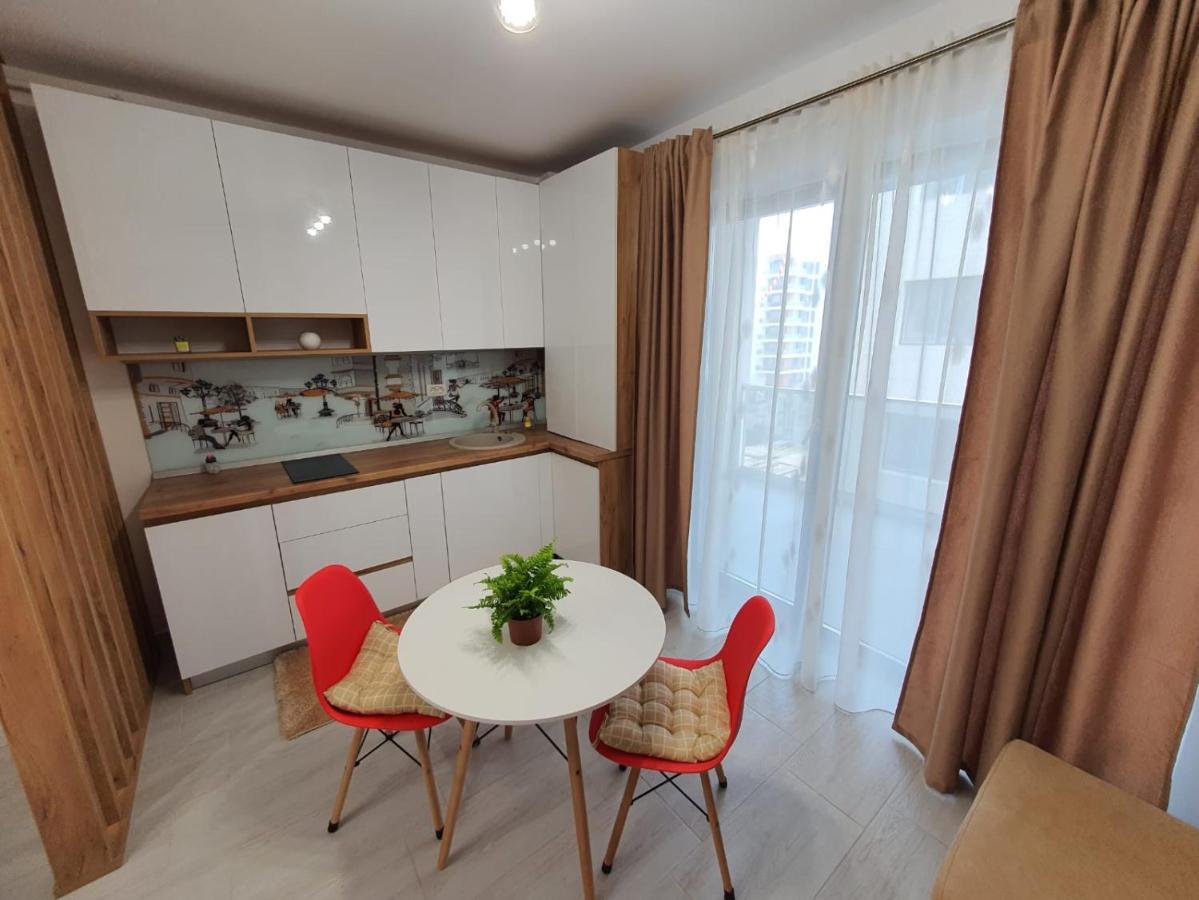 Listone' Apartment 12 Mamaia Nord ナボダリ エクステリア 写真